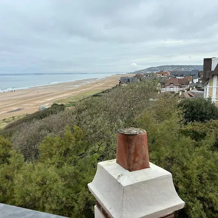 Grande Maison Sur La Plage فيلة Bénerville-sur-Mer